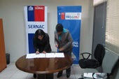 Arica: Sernac firmó convenio de cooperación con PRODEMU para empoderar a mujeres