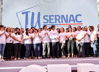 Director del SERNAC, Lucas Del Villar, junto al Ministro de Economía, José Ramón Valente, dan el puntapié inicial al Nuevo SERNAC.