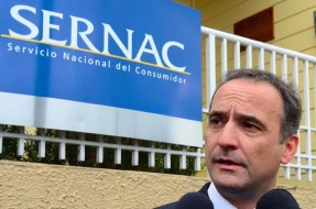 El director del Sernac, Juan Antonio Peribonio, aseguró que el Sernac Financiero vino a emparejar la cancha en temas financieros para los consumidores - Sernac El director del Sernac, Juan Antonio Peribonio, aseguró que el Sernac Financiero vino a emparejar la cancha en temas financieros para los consumidores - Sernac
