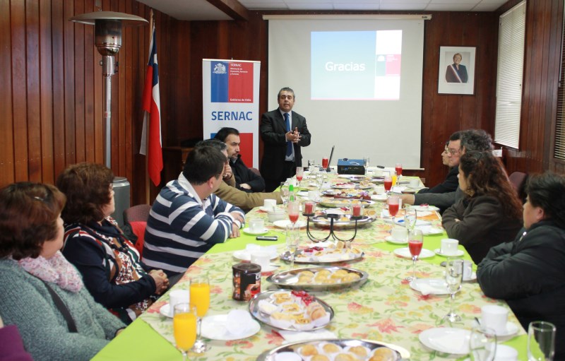 SERNAC Los Lagos - Conversatorio sobre fortalecimiento del Servicio