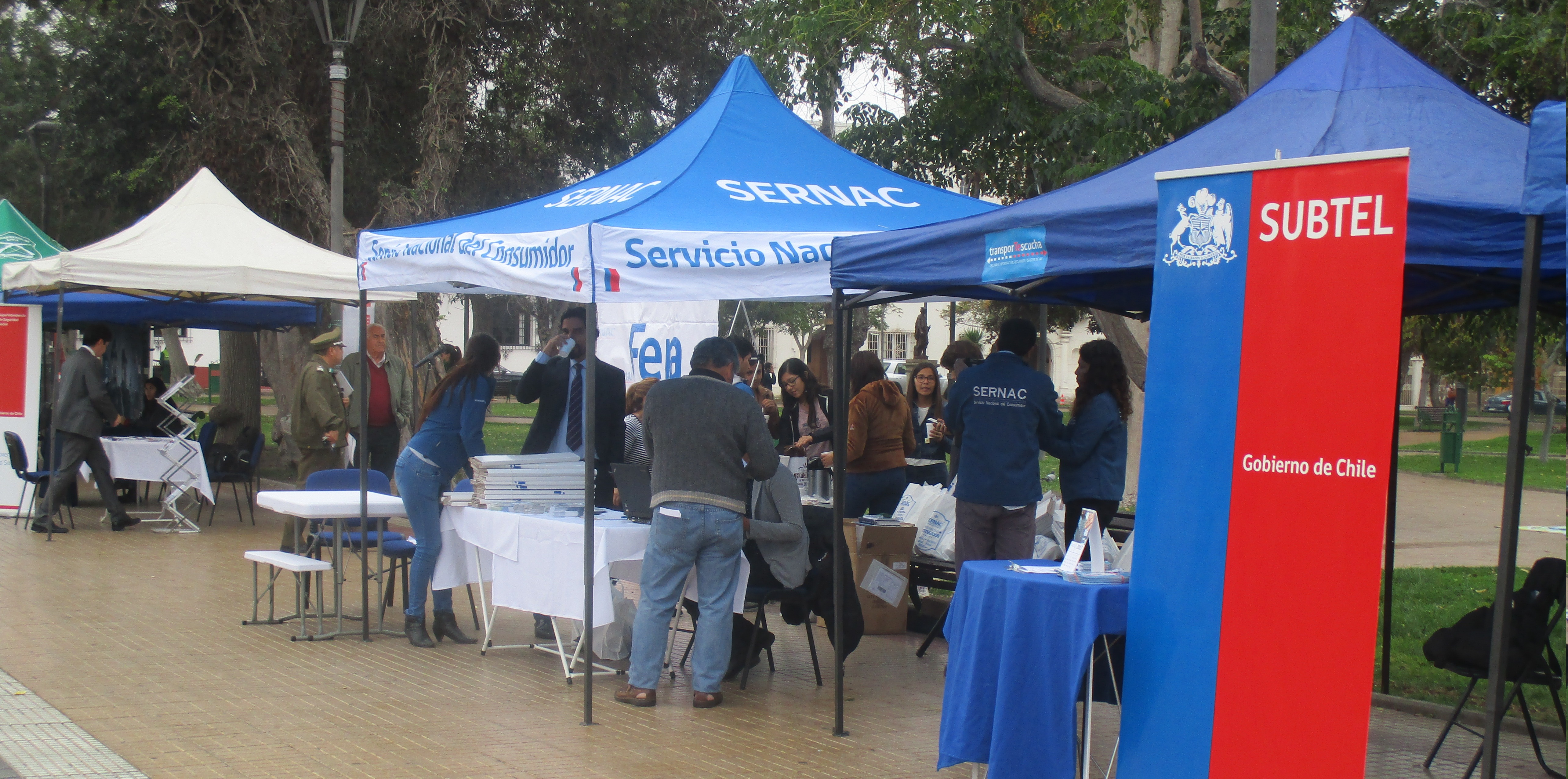 Feria del Consumidor (2) Feria del Consumidor (2)