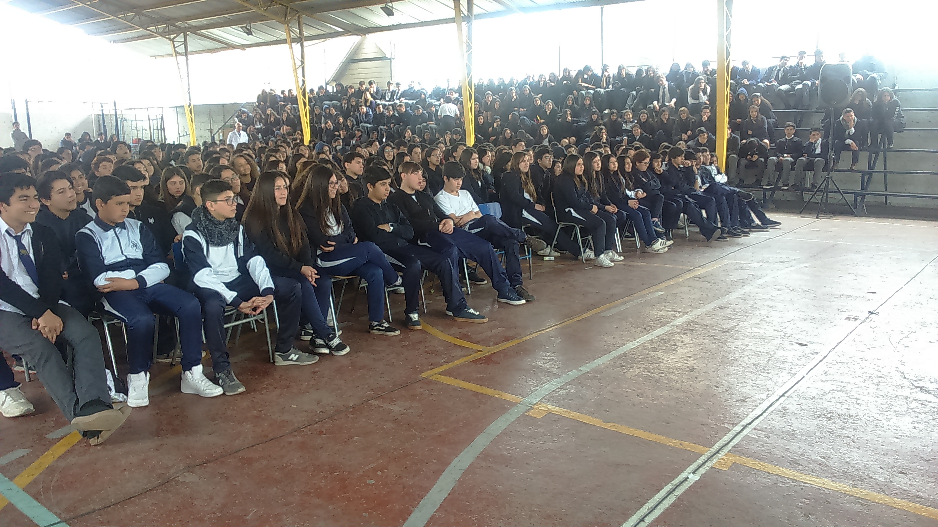 Estudiantes Colegio San Andrés de Colina Programa Educación Financiera para Escolares SERNAC
