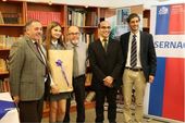 Rafael Pincheira Leiva, Director Liceo Claudina Urrutia; Paulina Pérez Salgado, ganadora premio nacional "Ahorro Challenge"; Eduardo Pérez Molina, Director Regional (s) del SERNAC; Ignacio Landeros Falcón, profesor de historia; Felipe Correa Urrutia, Director Comunal de Educación (DAEM).