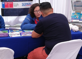 Laberinto de la deuda, organizado por SERNAC y SUPERIR.