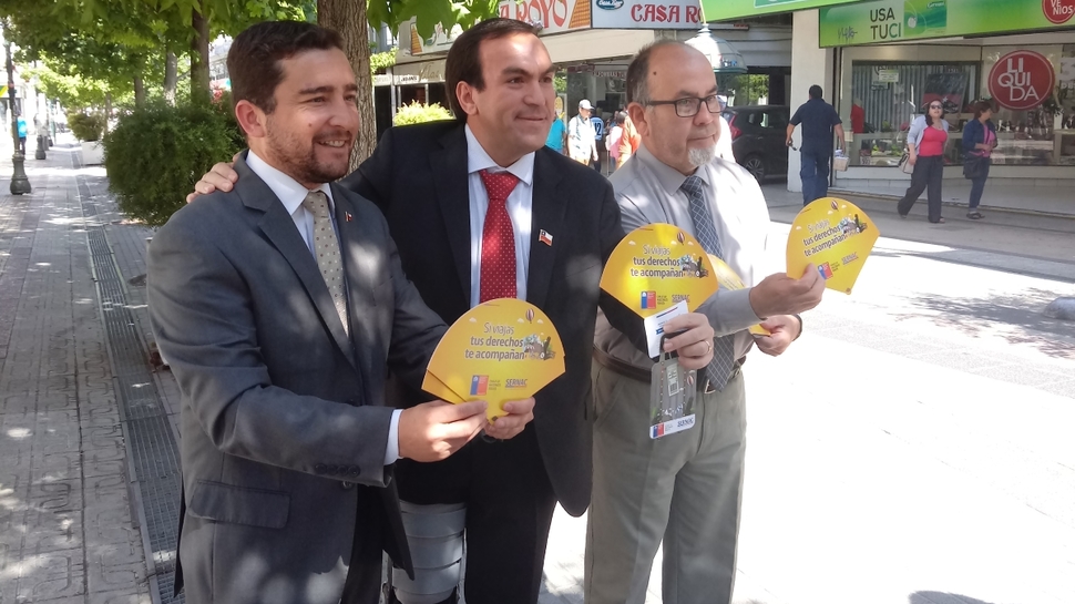 SERNAC recuerda derechos a los turistas en vacaciones de verano