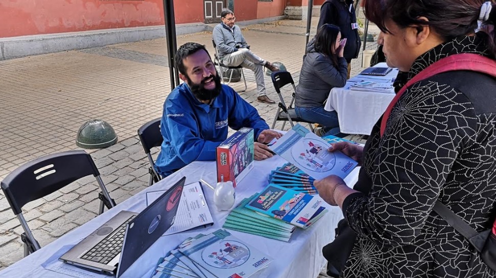 SERNAC Metropolitano participa en actividad de Gobierno en Terreno en la Plaza de Armas de San José de Maipo