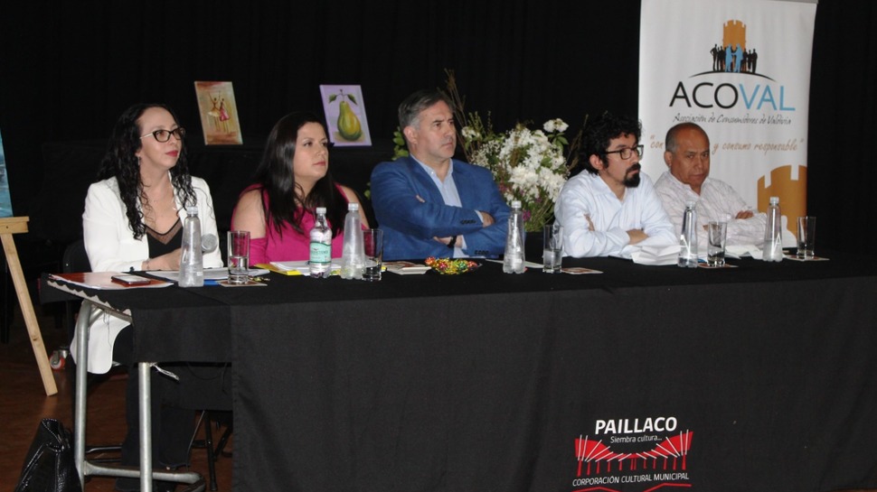 Los Ríos: Charla educativa sobre derechos del consumidor a vecinos de Paillaco