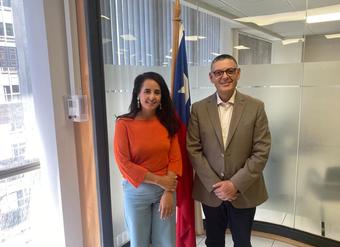 Director Nacional del SERNAC, Andrés Herrera; junto a la Directora Nacional (S) del Servicio Nacional de Turismo (SERNATUR), Beatriz Román.