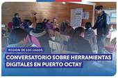 Los Lagos: Conversatorio sobre herramientas digitales para mujeres en Puerto Octay