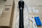 Alerta de Seguridad: Linterna LED Táctica Maxwell, modelo Mega Light, Recargable Zoom Alcance +700m Negro, año 2026.