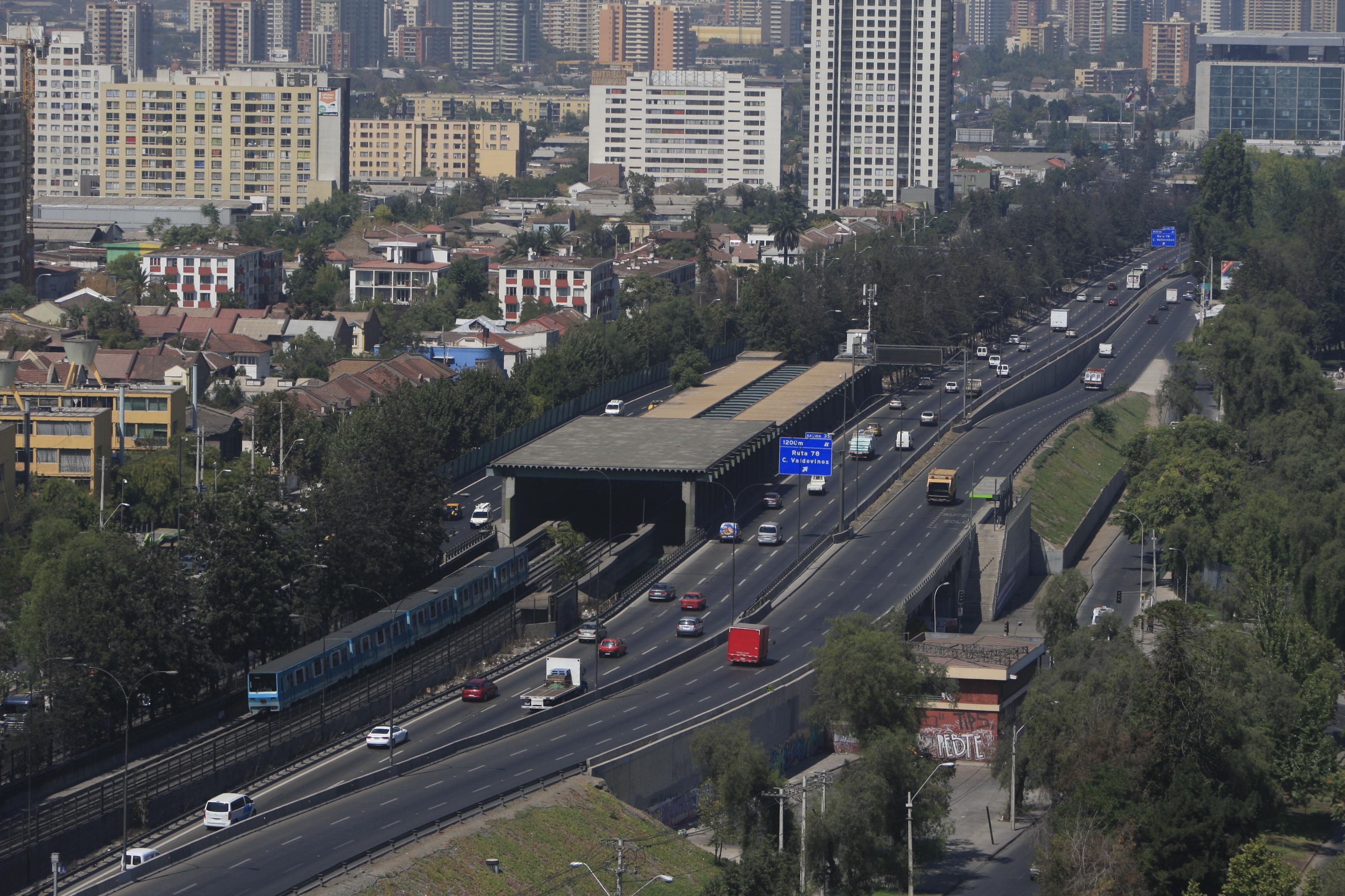 16.03.011 Autopista Central a la altura del parque ohiggins Foto: Ximena Navarro C. / La Tercera.