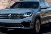 Vehículo Volkswagen Atlas, año 2022