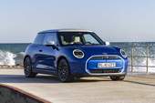 Vehículos MINI A.G. Cooper SE, años 2024 Vehículos MINI A.G. Cooper SE, años 2024