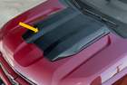 Accesorio aplique para capó PN 98554623, Vehículos Chevrolet Colorado, años 2024-2025.