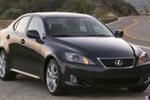 ALERTA DE SEGURIDAD: LEXUS 2006-2010 Palanca de seguridad del maletero. Foto de referencia. ALERTA DE SEGURIDAD: LEXUS 2006-2010 Palanca de seguridad del maletero. Foto de referencia.