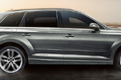 Automóvil marca Audi modelo Q7 año 2018 Automóvil marca Audi modelo Q7 año 2018